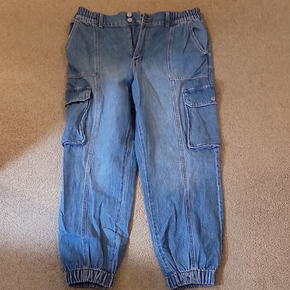SO Women's Blue Cargo Jogger Jean